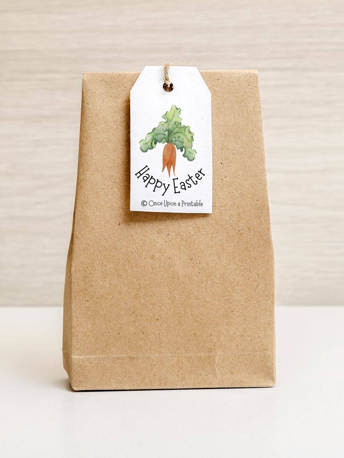 Happy Easter gift tags. 