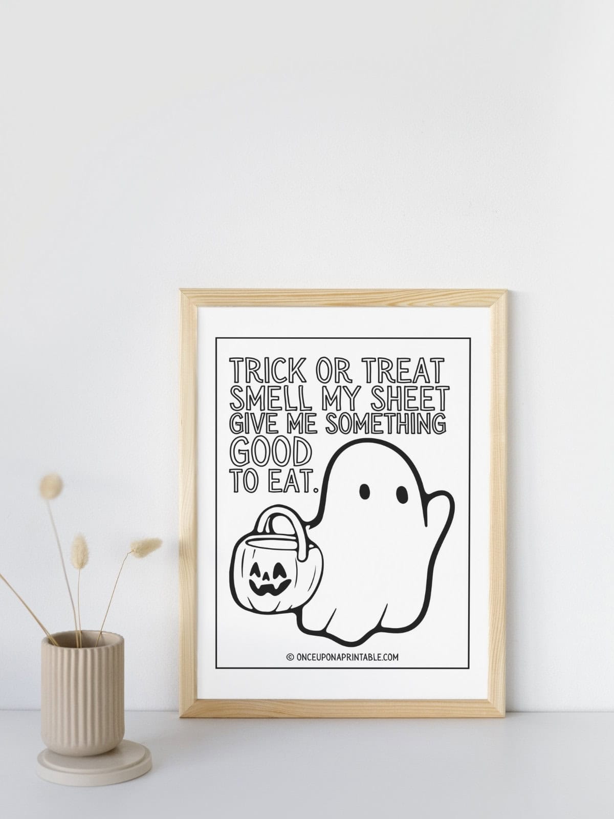 Trick or treat Halloween wall art. 
